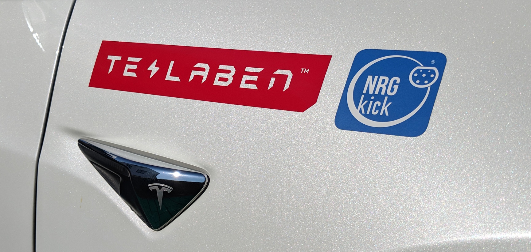 Tesla Tesla Model 3 » Ladekabel und Wallbox